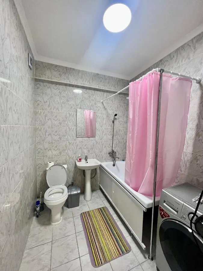 Двухкомнатная Квартира Недалеко От Аэропорта Almaty